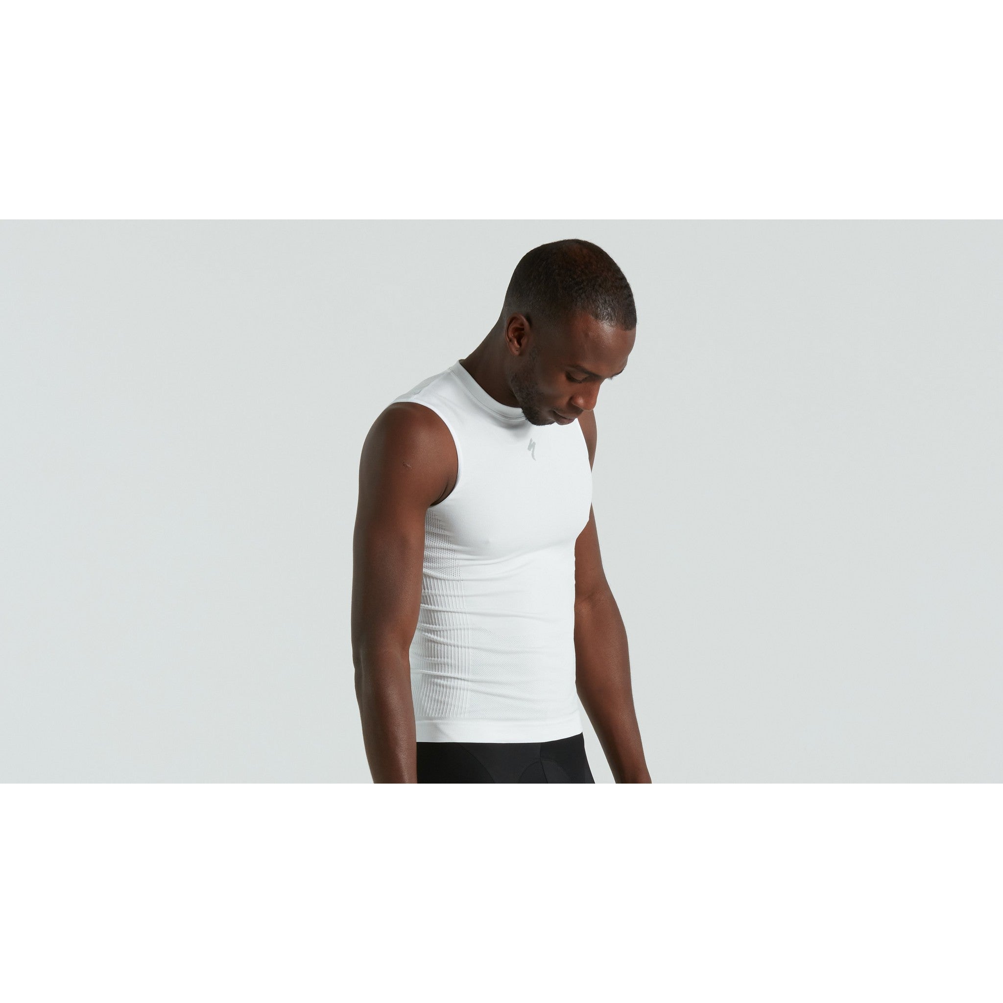 Men's Seamless Light Sleeveless Base Layer
