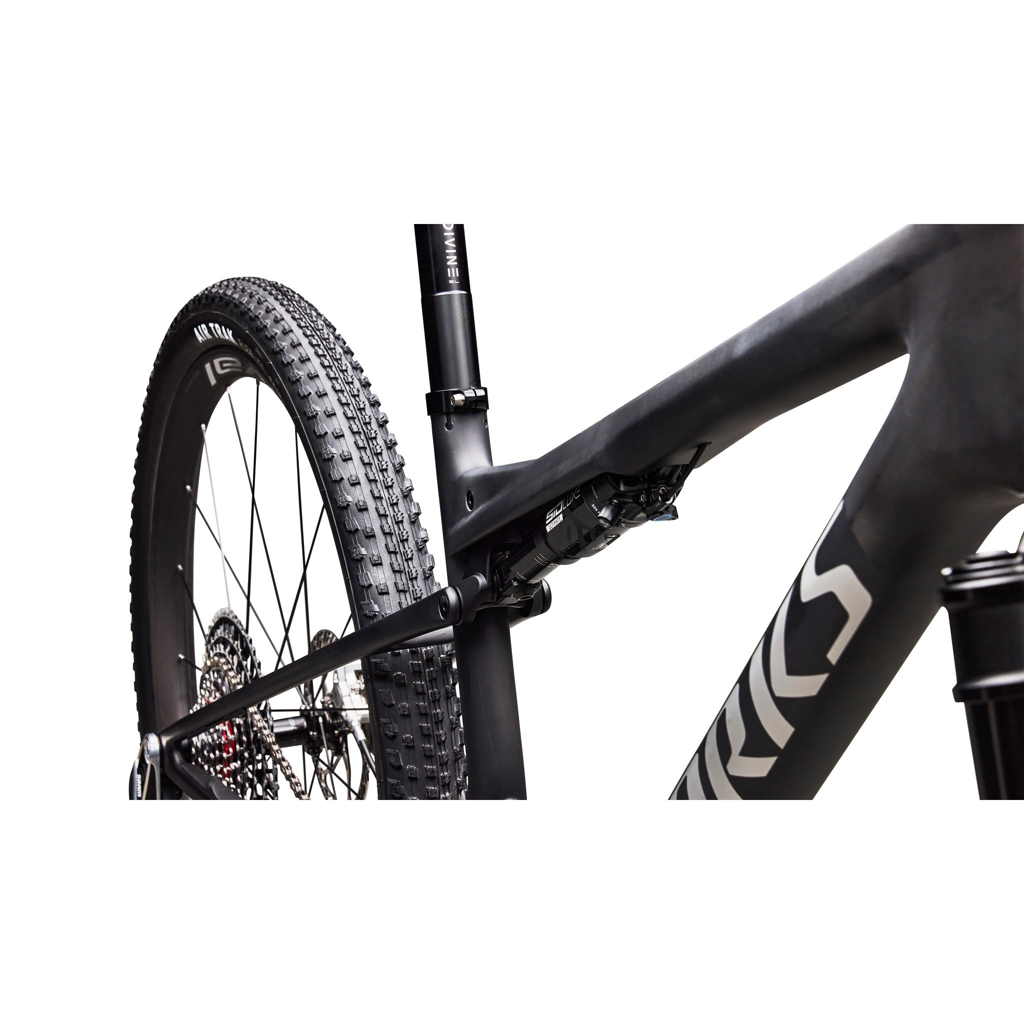 S-Works Epic 9 Ultralight LTD